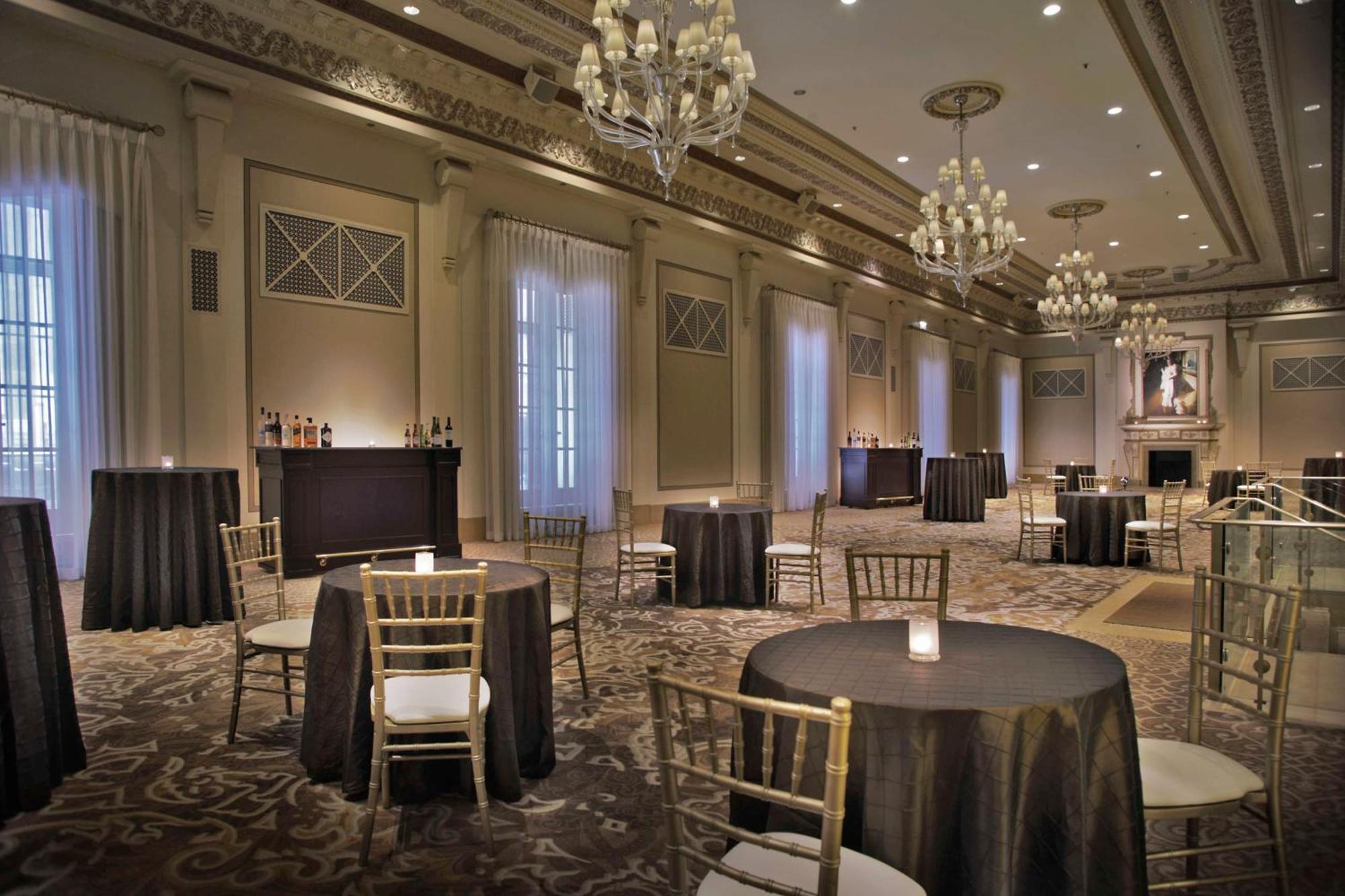 The Palmer House Hilton Чикаго Екстериор снимка