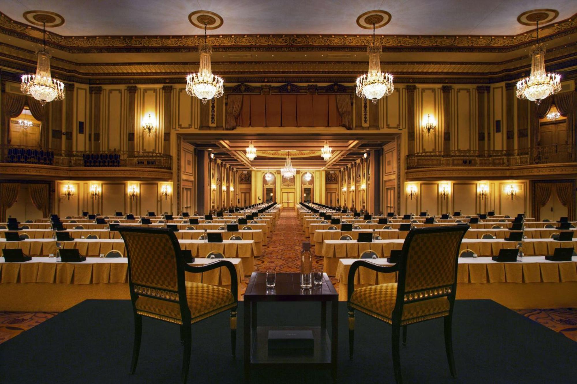 The Palmer House Hilton Чикаго Екстериор снимка